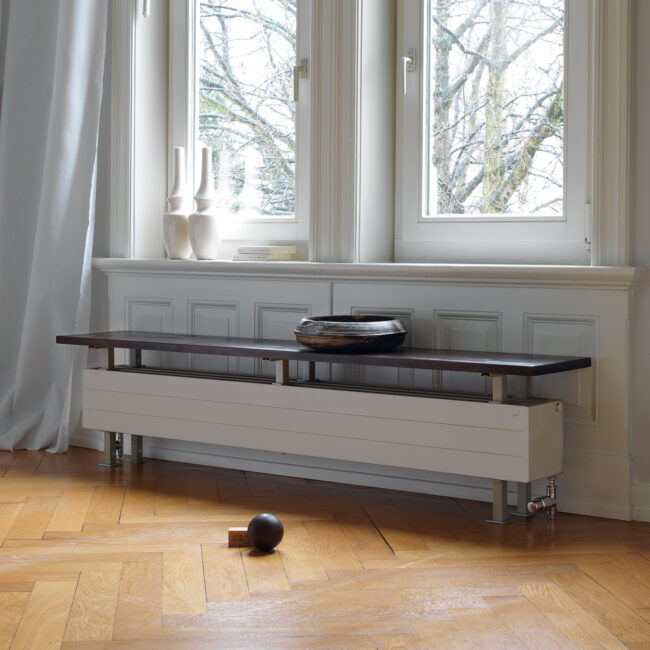 Zehnder_RAD_Radiavector-Bench-HY_black_living